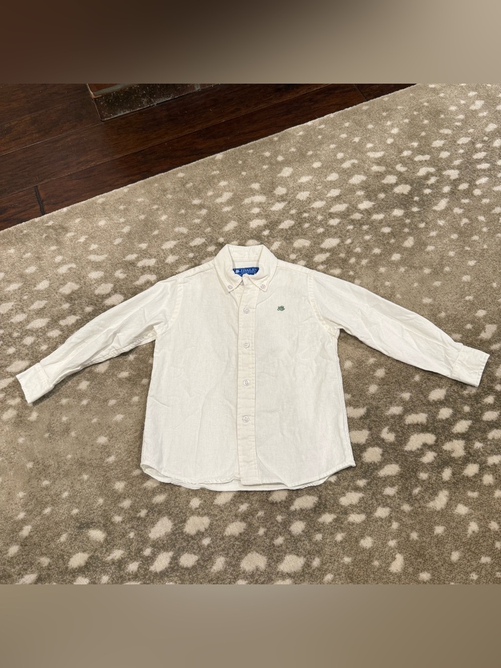 J.Bailey Boys White Button-Down LongSleeve Shirt. Size 3T